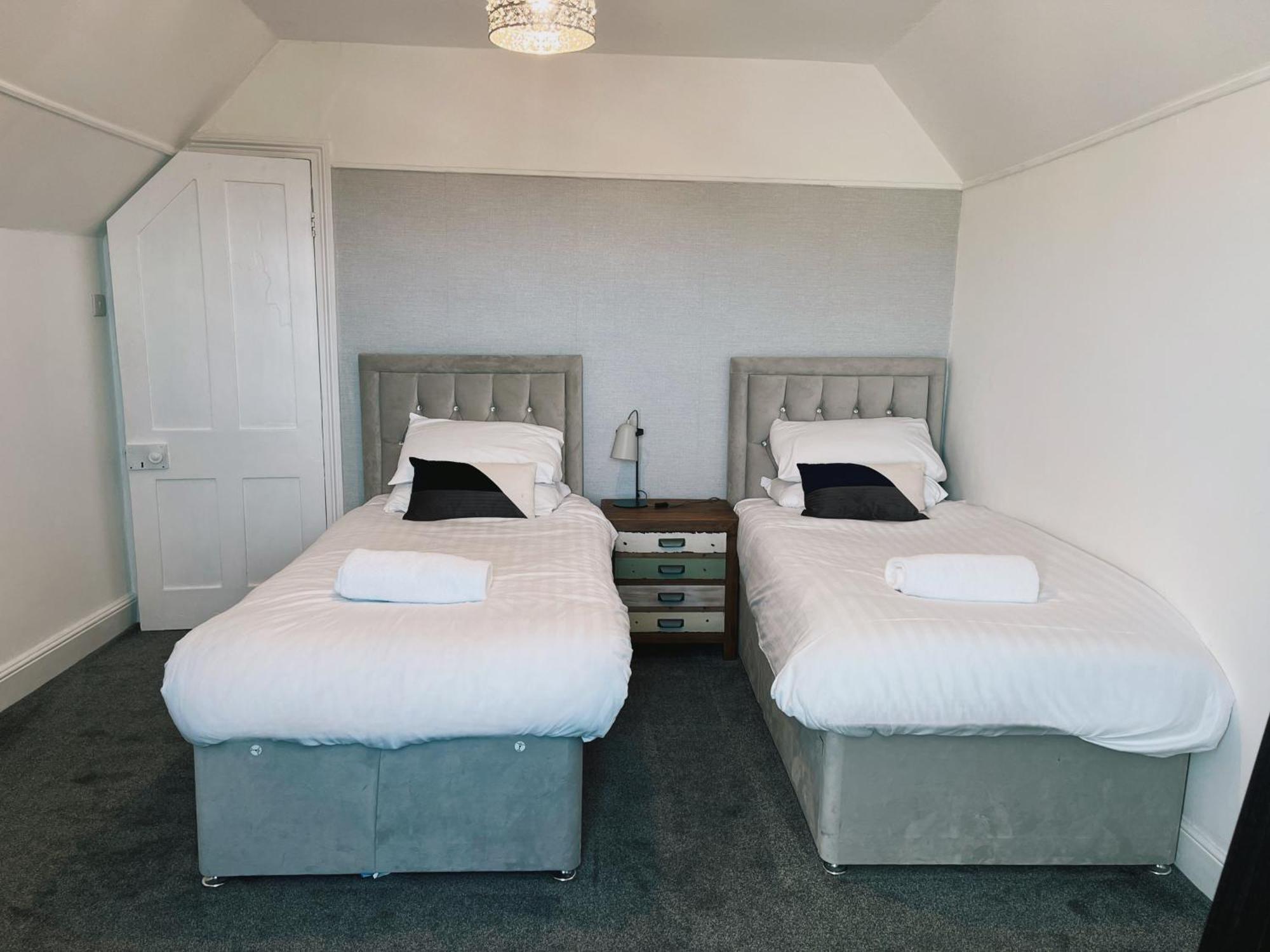 Exquisite 10 Bed Villa Hot Tub And Games Room Barnstaple Bagian luar foto